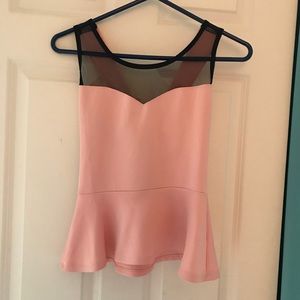 Sexy sleeveless pink top